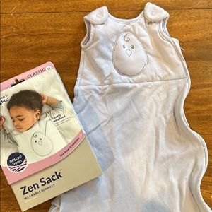 Nested Bean size medium 6-12 month in box LIKENEW